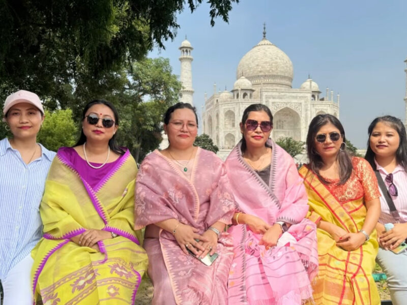 Memorable Trip To Agra With Friends & Families